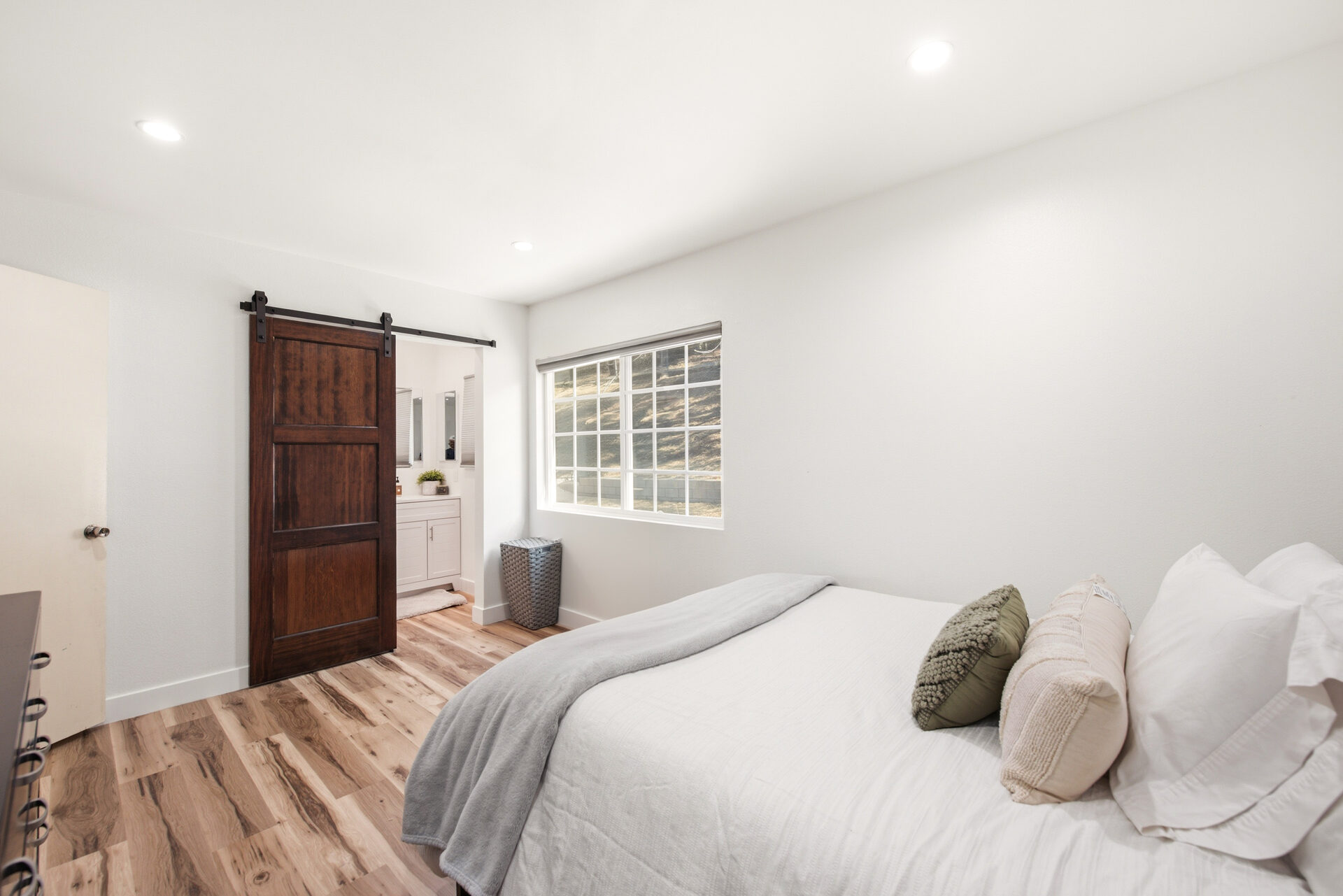 6395 Keystone Street · Primary Bedroom