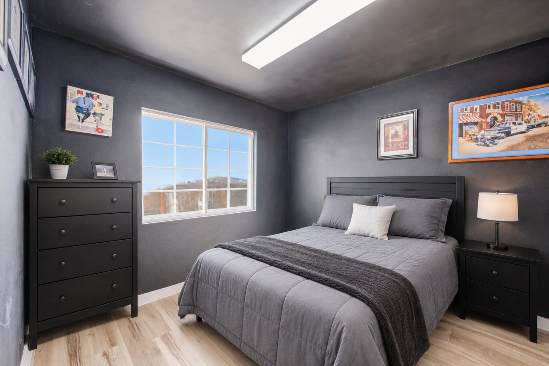 6395 Keystone Street · Bedroom - Virtually Staged